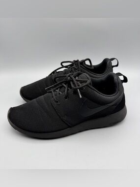 Nike Roshe One Black Sneakers Womens 8.5 Running Athletic Shoes